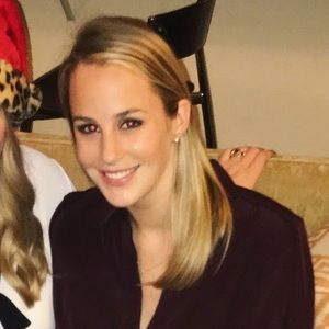 Meet your Posher, Mae